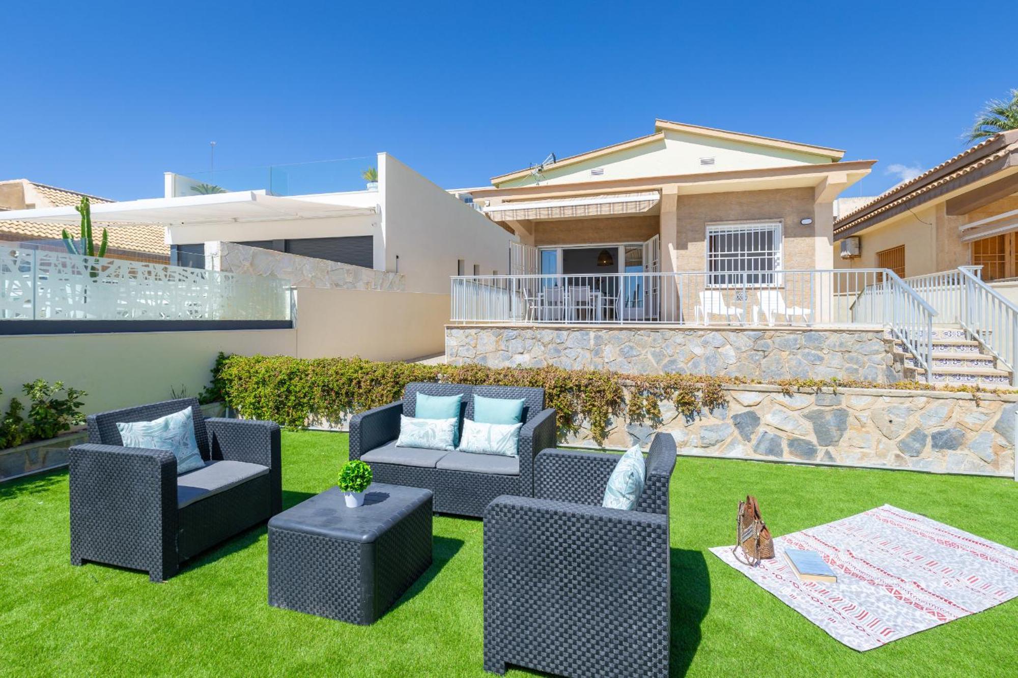 Rise & Shine By Fidalsa Holiday home *